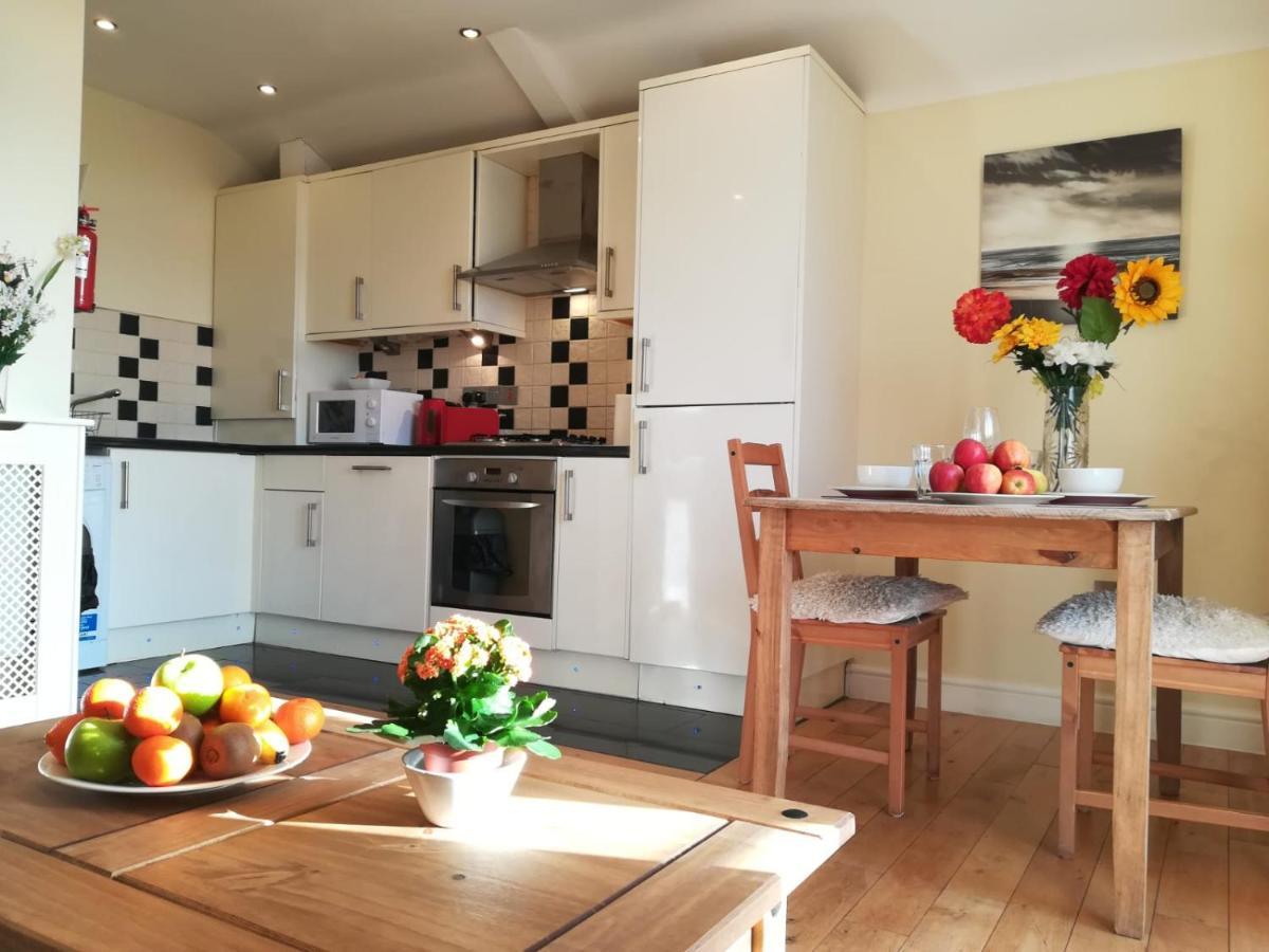 Bright, Modern 1 Bedroom Apartment, Uplands, Суонси Экстерьер фото